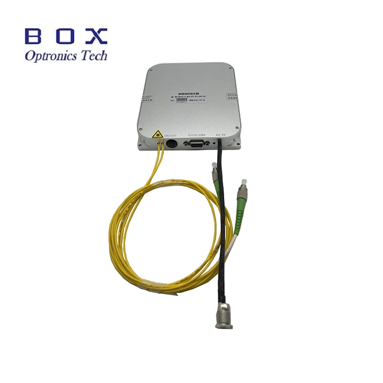Yüksek EDFA güçlendirme katsayısı olan erbiev fiber, SM-fiber ile l-bant amplifikatörü